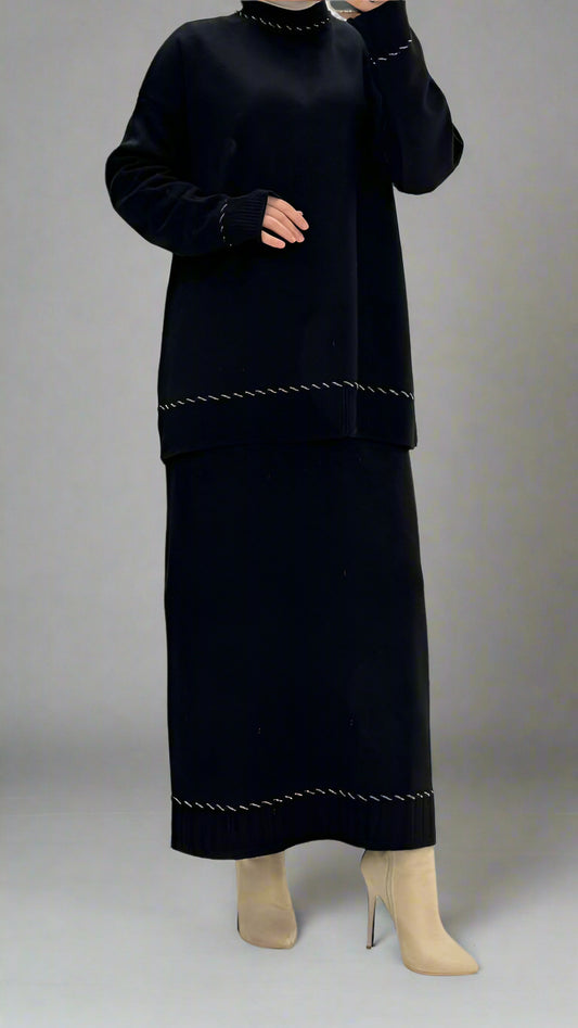 Cozy Knitwear Set – Oversized Sweater & Maxi Skirt (Black)